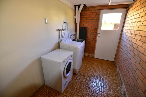 City Centre Apartments - Accommodation Batemans Bay 3