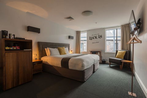 The Lucky Hotel - Accommodation Batemans Bay 35