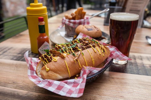 The Lucky Hotel - Accommodation Batemans Bay 42