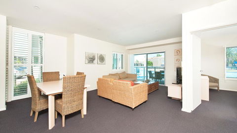 Pacific Blue, Salamander Bay - Accommodation Batemans Bay 35