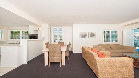 Pacific Blue, Salamander Bay - Accommodation Batemans Bay 33