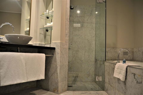 Radisson Blu Plaza Hotel Sydney - Accommodation Batemans Bay 40