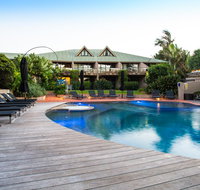 Beach Hotel Resort - Accommodation Batemans Bay
