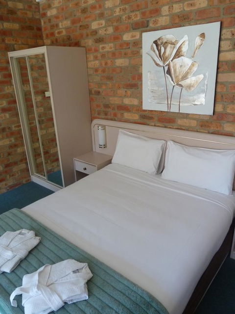 Mollymook Surfbeach Motel & Apartments - Accommodation Batemans Bay 12