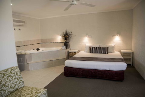 Coastal Bay Motel - Accommodation Batemans Bay 26