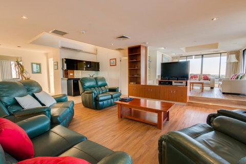 Pacific Towers Beach Resort - Accommodation Batemans Bay 23