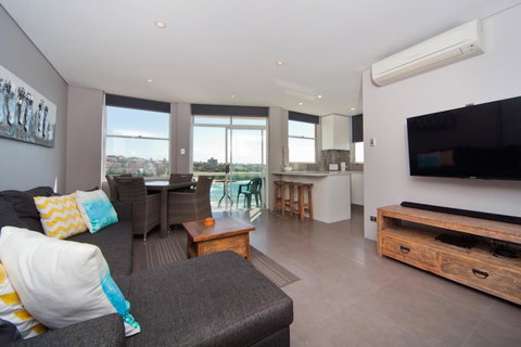 Gorgeous Coogee Views 2 Beds WT21 - Accommodation Batemans Bay 0
