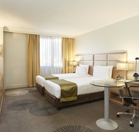 Holiday Inn Parramatta - Accommodation Batemans Bay