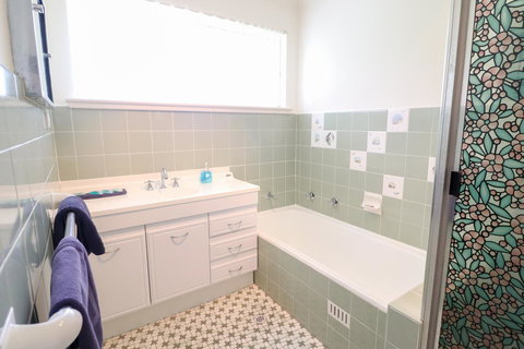 Coastal Horizons Beach House - Accommodation Batemans Bay 11