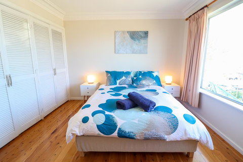 Coastal Horizons Beach House - Accommodation Batemans Bay 3