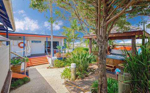 Coast Yamba - Adults Only - Accommodation Batemans Bay 4