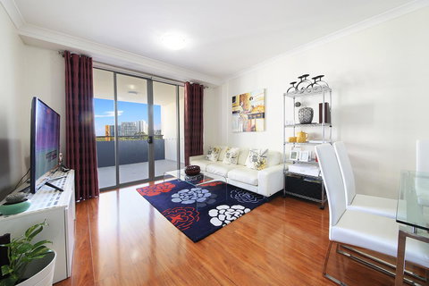 Sydney Apartment Close To Airport & CBD - Accommodation Batemans Bay 4