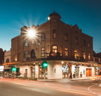 Crown Hotel Surry Hills - Accommodation Batemans Bay