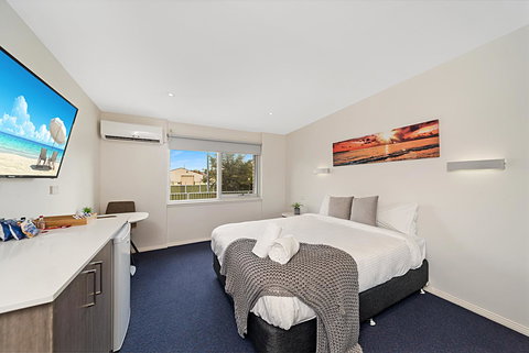 Carlton Suites - Accommodation Batemans Bay 23