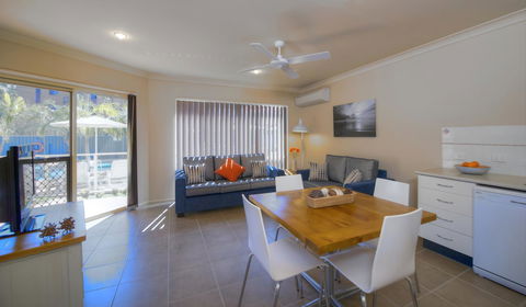 Marty's @ Little Beach - Accommodation Batemans Bay 14