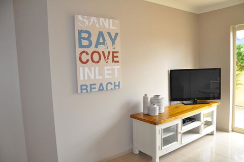 Marty's @ Little Beach - Accommodation Batemans Bay 29
