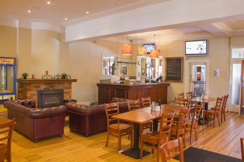 Gardners Inn Hotel - Accommodation Batemans Bay 7