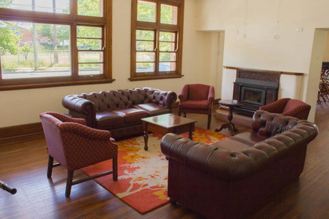 Gardners Inn Hotel - Accommodation Batemans Bay 10