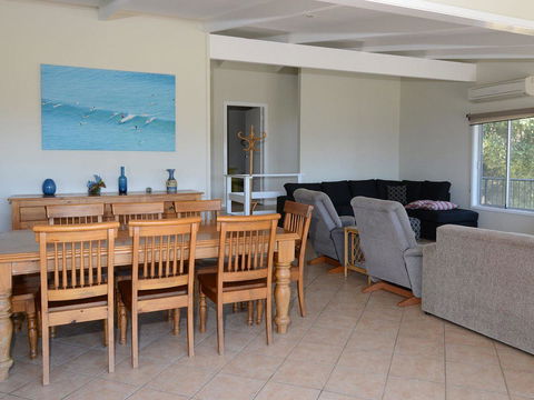 2 Cliff Road - Accommodation Batemans Bay 3