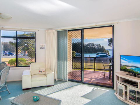 Horizons 1 - Accommodation Batemans Bay 2