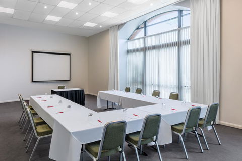 Adina Apartment Hotel Sydney Central - Accommodation Batemans Bay 7