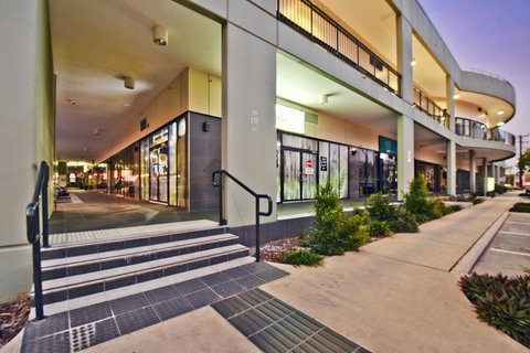Nomikis\'On The Avenue - Accommodation Batemans Bay 8