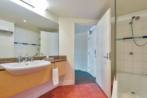 Mantra On The Esplanade - Accommodation Batemans Bay 1