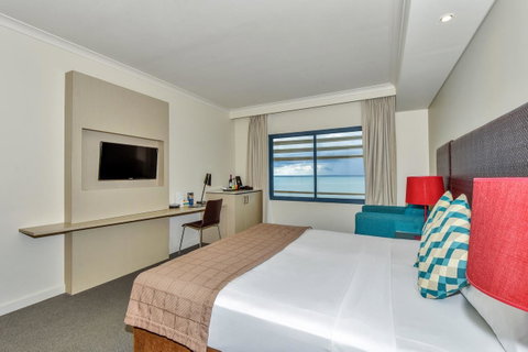 Mantra On The Esplanade - Accommodation Batemans Bay 3