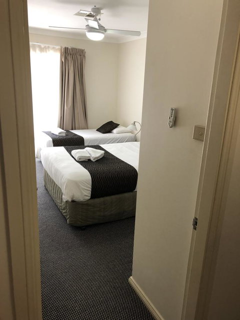 Beaches Serviced Apartments - Accommodation Batemans Bay 4