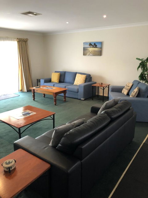 Beaches Serviced Apartments - Accommodation Batemans Bay 7