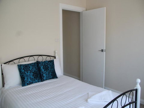 Beaches Serviced Apartments - Accommodation Batemans Bay 3