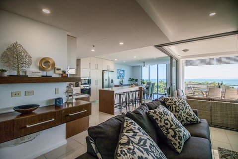 ZEN BY THE WATER - Esplanade Darwin Retreat - Accommodation Batemans Bay 0