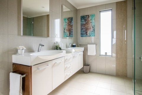 ZEN BY THE WATER - Esplanade Darwin Retreat - Accommodation Batemans Bay 11