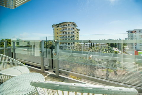 ZEN BY THE WATER - Esplanade Darwin Retreat - Accommodation Batemans Bay 34