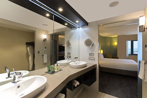 Hilton Darwin - Accommodation Batemans Bay 15