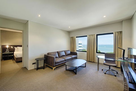 Hilton Darwin - Accommodation Batemans Bay 12