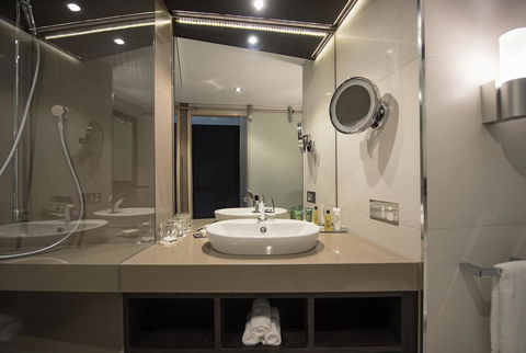 Hilton Darwin - Accommodation Batemans Bay 24