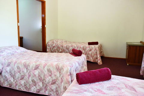 Erldunda Desert Oaks Resort - Accommodation Batemans Bay 31