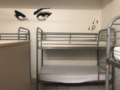 Frogs-Hollow Backpackers - Accommodation Batemans Bay 32