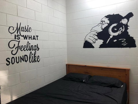 Frogs-Hollow Backpackers - Accommodation Batemans Bay 41