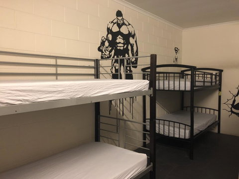 Frogs-Hollow Backpackers - Accommodation Batemans Bay 34