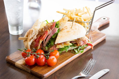 The Smith Hotel Darwin - Accommodation Batemans Bay 9
