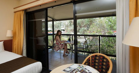Mercure Alice Springs Resort - Accommodation Batemans Bay 29