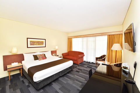 Mercure Alice Springs Resort - Accommodation Batemans Bay 5