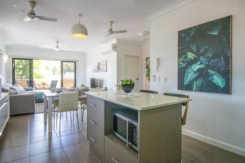 ZEN QUEST - The NOMADS PAD Near Nightcliff Markets & Sunset Foreshore - Accommodation Batemans Bay 24