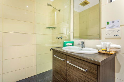 Quality Hotel Darwin Airport - Accommodation Batemans Bay 2