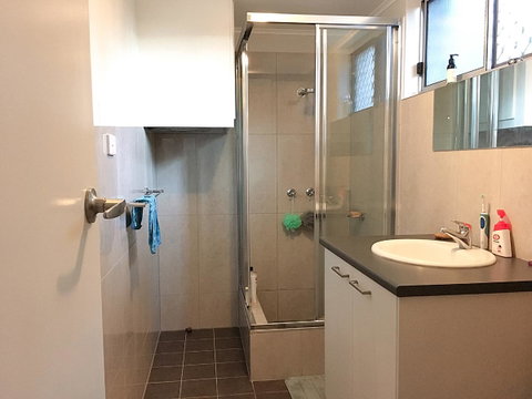 Cozy Room For A Great Stay In Darwin - Excellent Location - Accommodation Batemans Bay 8