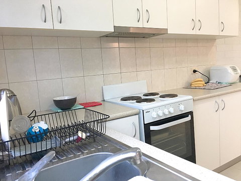 Cozy Room For A Great Stay In Darwin - Excellent Location - Accommodation Batemans Bay 1
