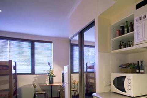 Madison Capital Executive Apartments - Accommodation Batemans Bay 3