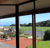 Bott's Beach Retreat - Accommodation Batemans Bay